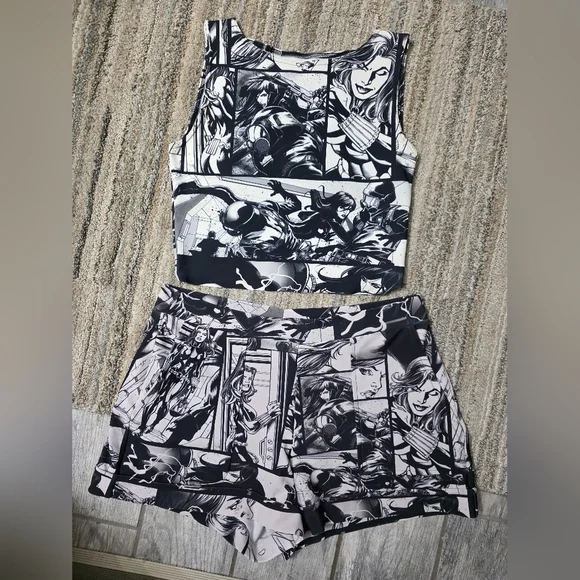 Blackmilk Marvel Black Widow Short Set Wifey Top M Rare Flawed Dollskill Comic - Picture 8 of 15